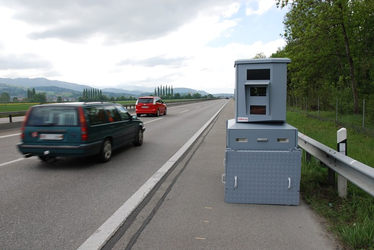 <b>Traffic speed meters</b><br>OIML R 91:2025